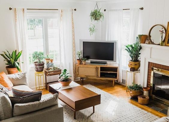 Decoración dónde colocar la tv. En sala donde el único espacio disponible es una esquina